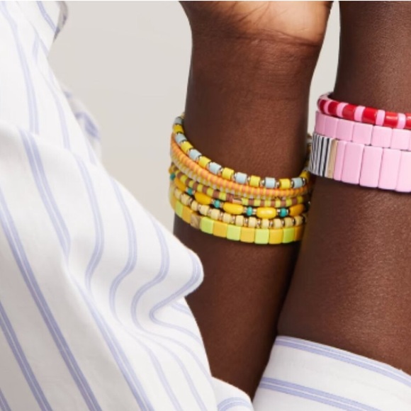 NIB Roxanne Assoulin Color Therapy Yellow White Mixed set of 8 bracelets - Picture 4 of 6